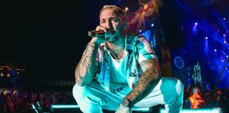 Curtis új klipjében egy kislány ad pénzt egy hajléktalannak…