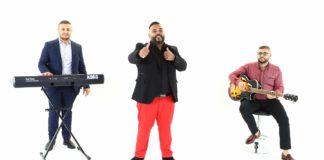 Táncos lányok a porondon