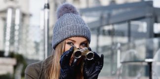 Henry Kettnernek igazán furcsa díszítési módszere van