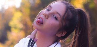 Makk Adri is beállt a gyorséttermesek közé