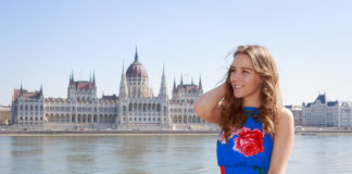 Dominika stúdiófotóitól megáll az eszed!