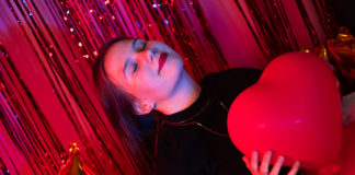 A KS sportladyje szabadidejében fotóz, eszméletlen a csaj!