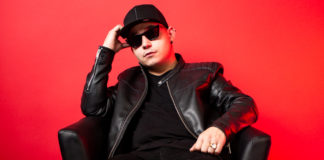 Nem semmi színészi próbái vannak a KS tudósának!