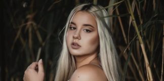 Makk Adri nem tudja megjegyezni, miért ment be a szobába?