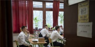 Tokiói vécékről szóló feladatok az angolérettségin, a diákok örültek