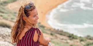 Ti melyik rúzst választanátok? Viszkok Fruzsinak minkettő atom jól áll!