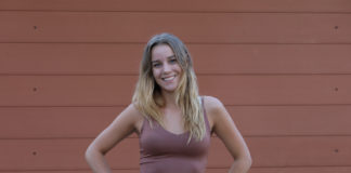 Dominika és kiskutyájánál ma sincs cukibb