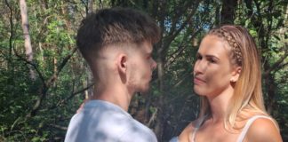 Mesés képek Peiszáról és Petráról Erdőkertesen, ahol egy macicsalád él