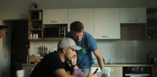 Vajon kitől kaphatták a skacok a fenyegető sms-t? Vasárnap érkezik a 190. rész előzetese, hamarosan minden kiderül!