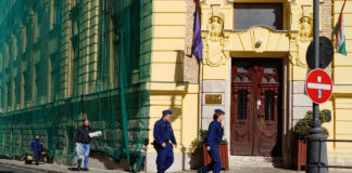 Egy diák megkéselte társát német órán Budapesten