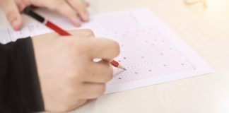 Ezeket a feladatokat kapták a diákok az őszi érettségi első hetében