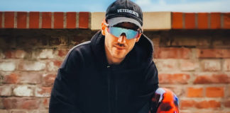 Fiúk régen vs. most, Dancsó odatolta