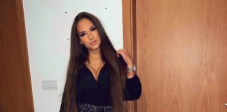 Úgy tűnik, Rozinak tényleg a fekete szín a mindene