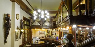 A Polo Pub, ahová a sportolók, a zenészek és a művészek járnak