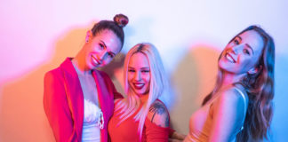 Zsani, Dominika és Petra legszexibb Valentin-napi képei, figyelem uraim!