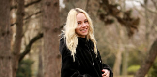 Észveszejtően szexi Zsanika, ilyen nőt még nem láttál!