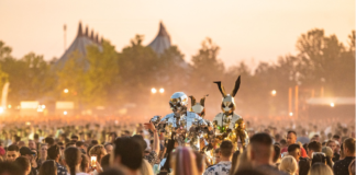 Fashion Show és utcaszínház a Sound forgatagában