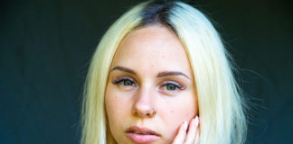 Zsanika versenyben van az év Influencere címert!