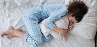 TOP 6 alvó póz, amiben a legjobb aludni