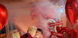 Egy 19 éves fiú eljegyezte 76 éves nagyanyját