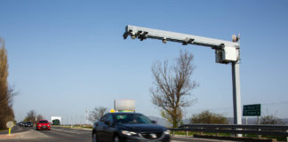 Megkapta új autóját, majd lecsaptak rá a rendőrök