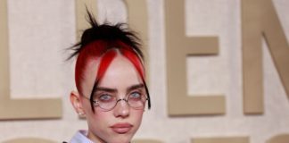 Billie Eilish a Golden Globe-on is különcködik, de imádjuk!