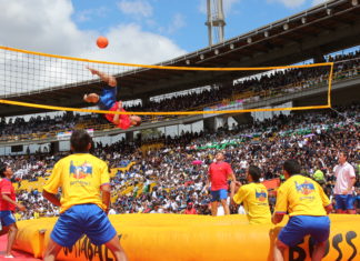 Furcsa sportok: mivel dobhatnánk fel a tesiórákat?