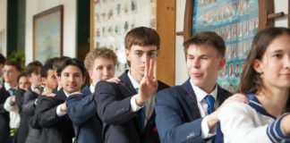 Elballagtak a radnótisok – megható búcsú Dunakeszin