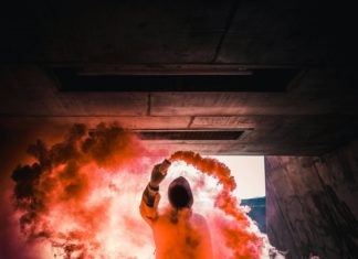 Szlengszótár: cringe – mit jelent valójában?