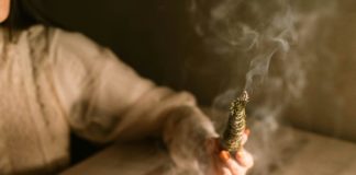 Heti horoszkóp: Vihar előtti csend – lassítás, visszanézés, lezárás